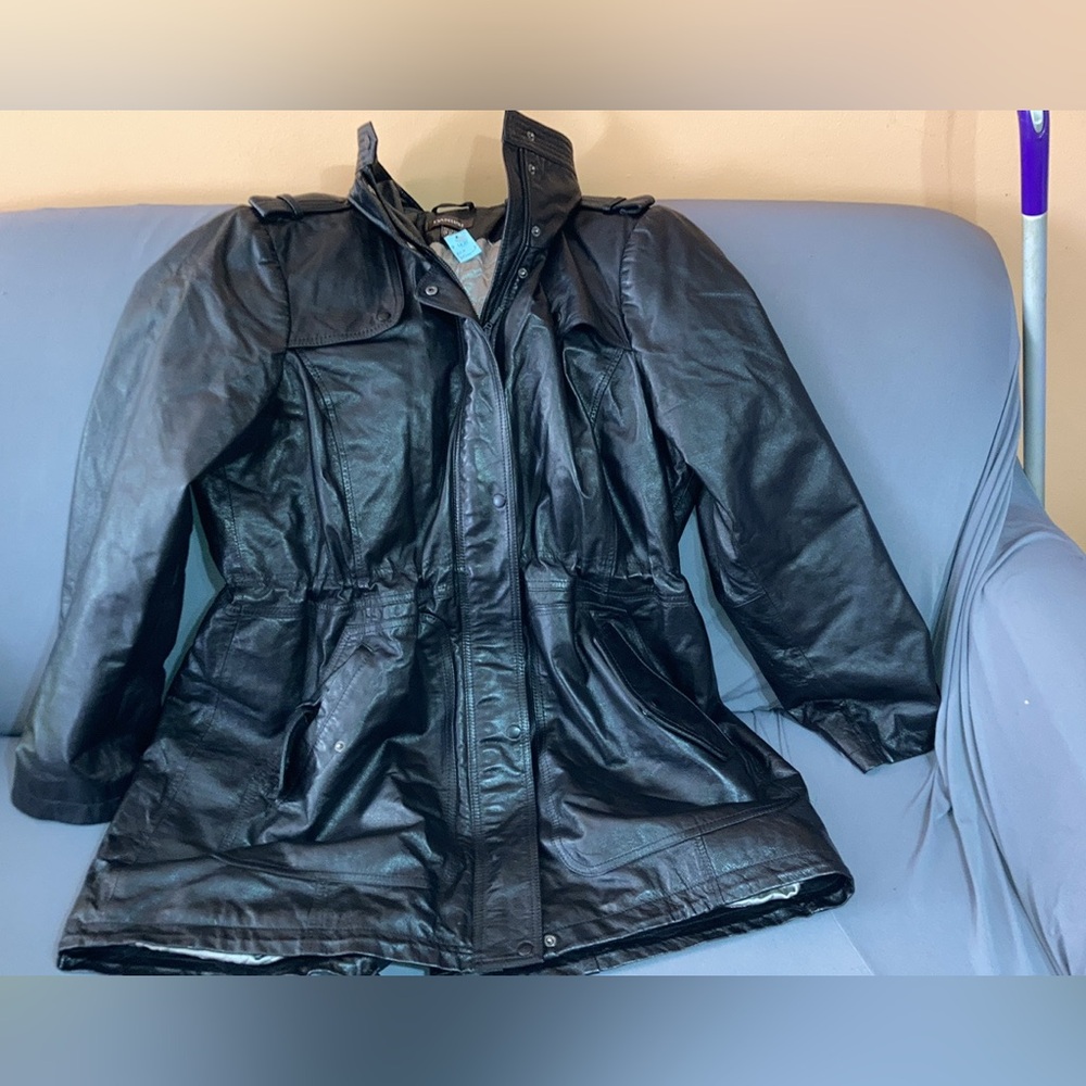 Danier Leather Jacket - Size 2XL